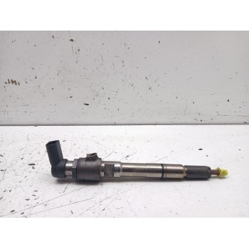 Recambio de inyector para volkswagen passat lim. (362) advance bluemotion referencia OEM IAM 03L130277B  
