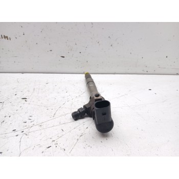 Recambio de inyector para volkswagen passat lim. (362) advance bluemotion referencia OEM IAM 03L130277B  