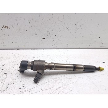 Recambio de inyector para volkswagen passat lim. (362) advance bluemotion referencia OEM IAM 03L130277B  