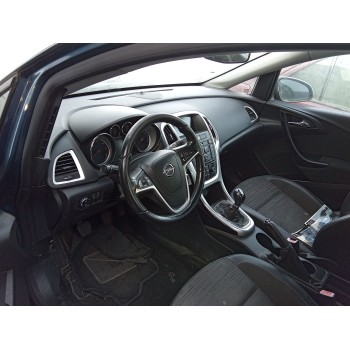 opel astra j sports tourer (p10) del año 2015