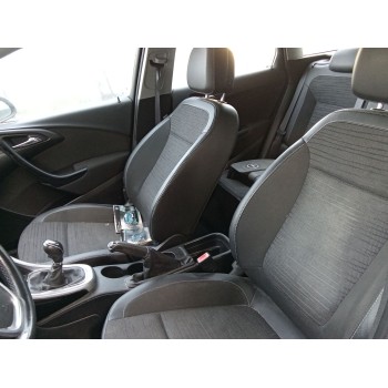 opel astra j sports tourer (p10) del año 2015