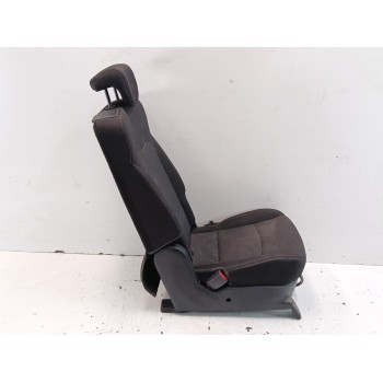 ASIENTO TRASERO MEDIO 