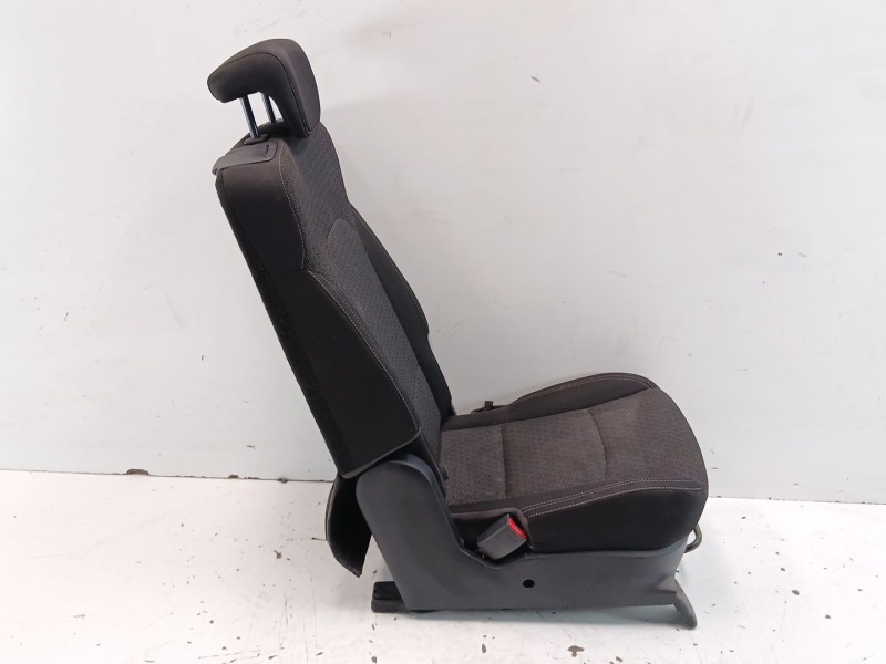 Recambio de asiento trasero medio para kia carens ( ) drive referencia OEM IAM   