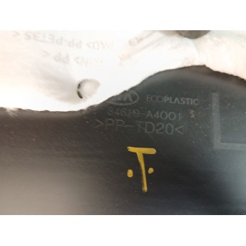 Recambio de apoyabrazos central para kia carens ( ) drive referencia OEM IAM 84610a4001  