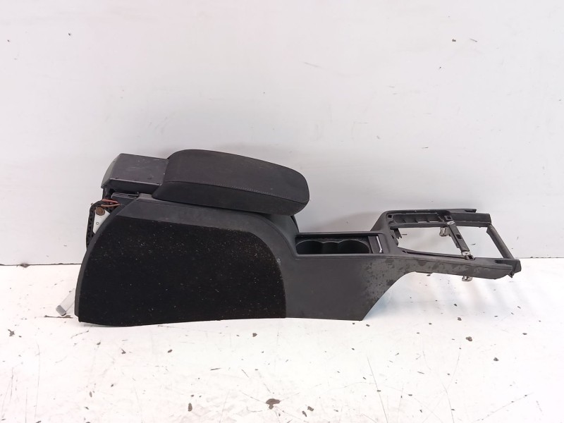 Recambio de apoyabrazos central para skoda superb combi (3t5) active referencia OEM IAM 3t0863241d  