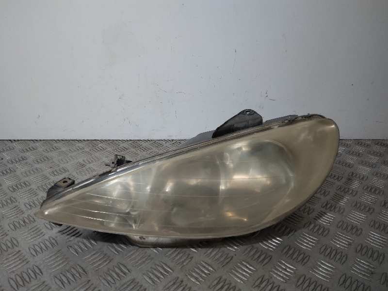 Recambio de faro izquierdo para peugeot 206 berlina xs clim referencia OEM IAM 9628666880 SOPORTE ROTO 
