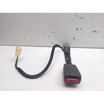Recambio de pretensor airbag derecho para toyota yaris (ksp9/scp9/nlp9) 1.3 cat referencia OEM IAM 305532510  