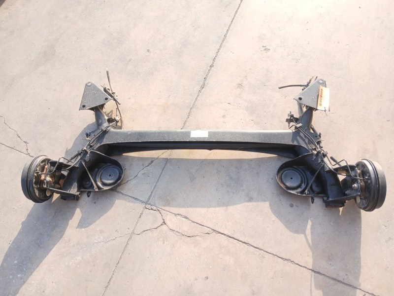 Recambio de puente trasero para fiat 500 (312_) 1.0 mild hybrid (312.ayd1b) referencia OEM IAM 51889557 0000051889557 