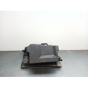 Recambio de guantera para ford kuga (cbs) titanium referencia OEM IAM am51r06044  