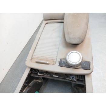 Recambio de apoyabrazos central para mercedes-benz clase clk (w207) coupe 2.1 cdi cat referencia OEM IAM a2046806050  