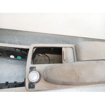 Recambio de apoyabrazos central para mercedes-benz clase clk (w207) coupe 2.1 cdi cat referencia OEM IAM a2046806050  