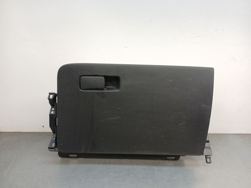 Recambio de guantera para kia ceed gt referencia OEM IAM k6kcd54200  
