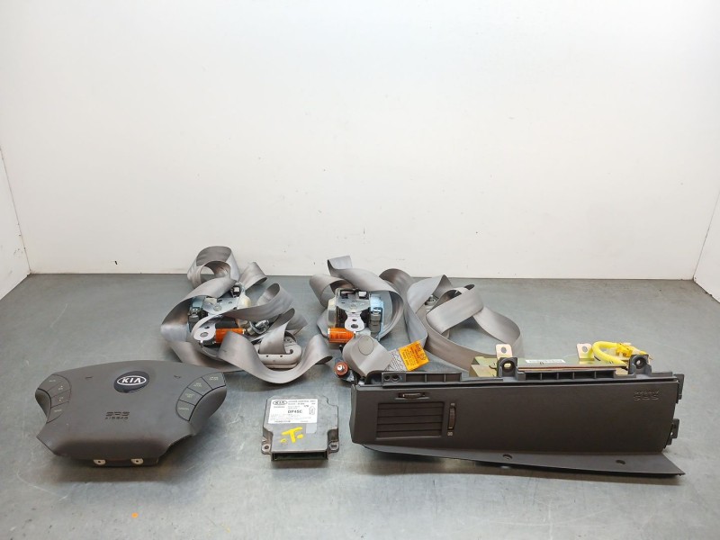 Recambio de kit airbag para kia opirus (gh) 3.5 referencia OEM IAM 569003F900ML 845753F000 