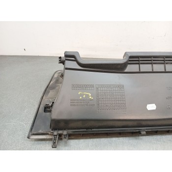 Recambio de guantera para toyota yaris hybrid active referencia OEM IAM 555500d151  