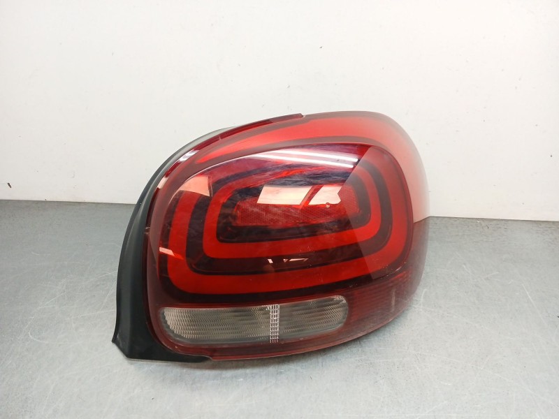 Recambio de piloto trasero derecho para citroën c3 iii (sx) 1.2 vti 82 referencia OEM IAM 9812257480  