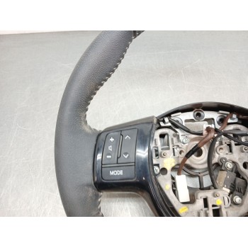 Recambio de volante para toyota yaris hybrid active referencia OEM IAM 310374599bmy  