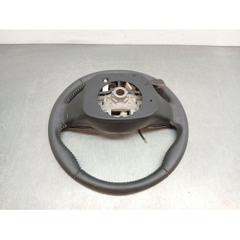 Recambio de volante para toyota yaris hybrid active referencia OEM IAM 310374599bmy  