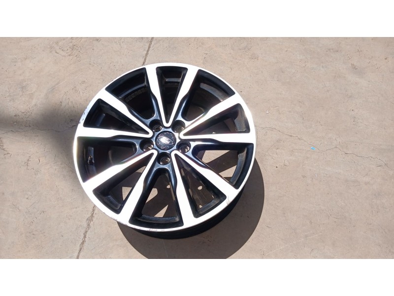 Recambio de llanta para ford kuga ii (dm2) 2.0 tdci referencia OEM IAM GJ5C1007P1A X1 18 PULGADAS