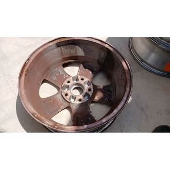 Recambio de llanta para dodge journey 2.0 16v crd cat referencia OEM IAM IEK85TRM X1 17 PULGADAS