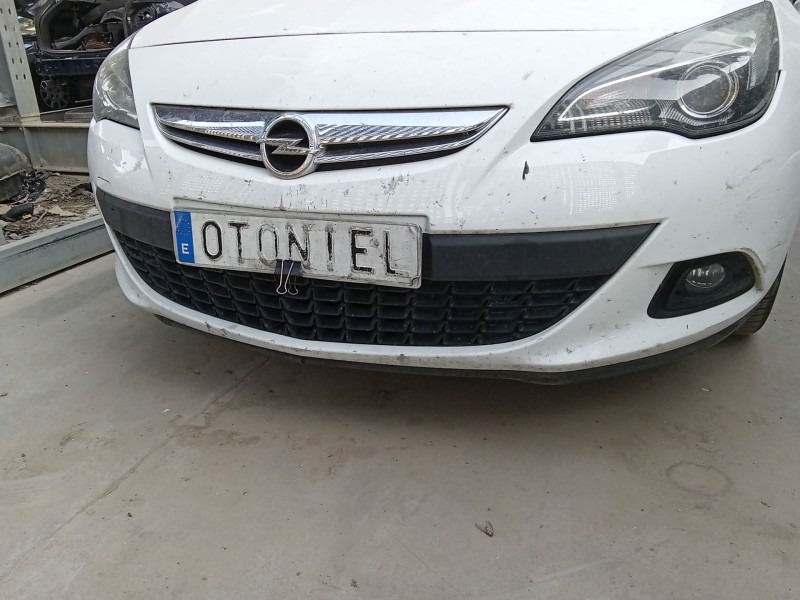 Recambio de paragolpes delantero para opel astra j gtc 1.4 (08) referencia OEM IAM 13351919  