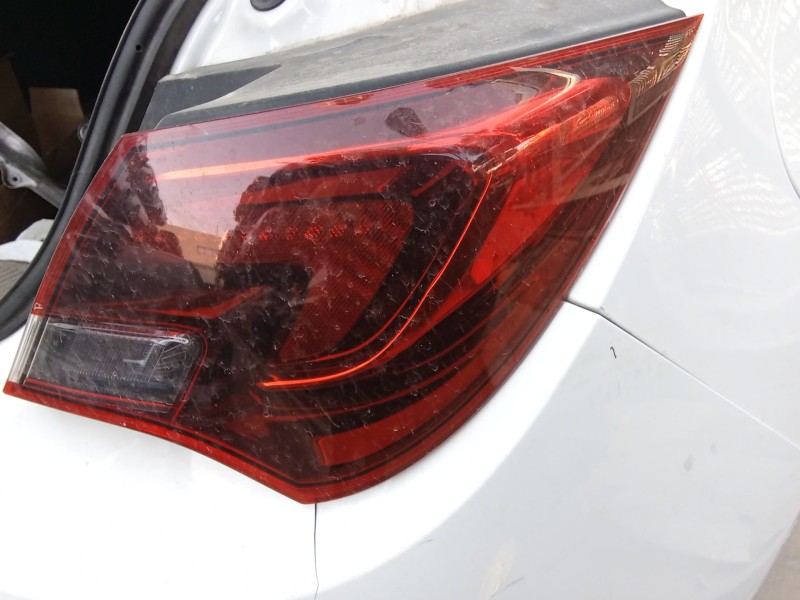 Recambio de piloto trasero derecho para opel astra j gtc 1.4 (08) referencia OEM IAM 13386255  