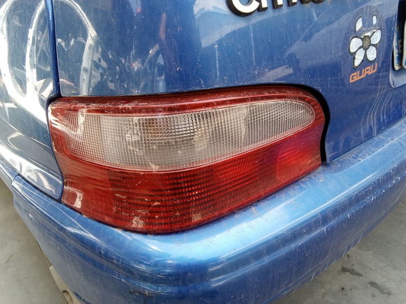 Recambio de piloto trasero izquierdo para citroën saxo (s0, s1) 1.1 x, sx referencia OEM IAM 6350F7  
