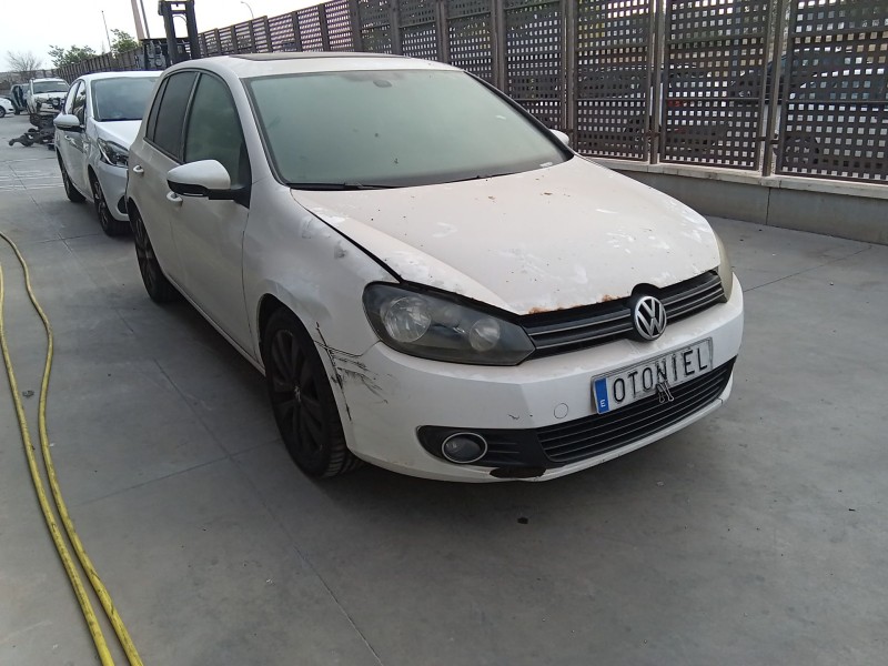 VOLKSWAGEN GOLF VI (5K1)