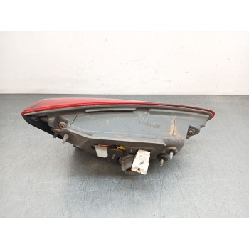 Recambio de piloto trasero derecho interior para hyundai i30 (gd) 1.4 crdi referencia OEM IAM 92404A5010  