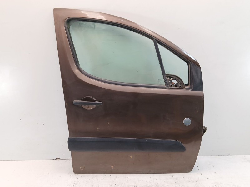 Recambio de puerta delantera derecha para peugeot partner tepee 1.6 hdi 90 referencia OEM IAM 9004Z6  