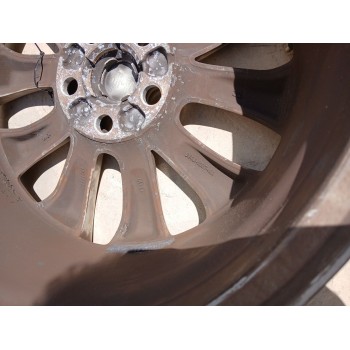 Recambio de llanta para ford kuga i 2.0 tdci referencia OEM IAM 8V4J1007AA X1 17 PULGADAS