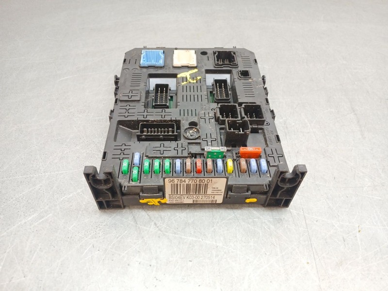 Recambio de centralita bsi para peugeot partner tepee 1.6 hdi 90 referencia OEM IAM 967847708001  
