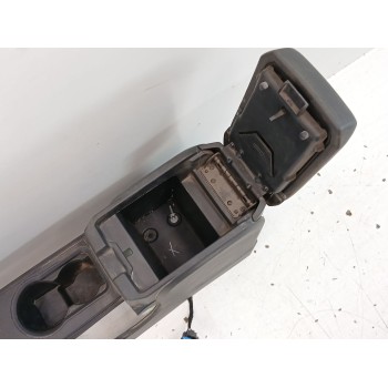 Recambio de apoyabrazos central para dodge journey 2.0 16v crd cat referencia OEM IAM 100013549  