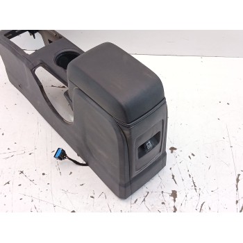 Recambio de apoyabrazos central para dodge journey 2.0 16v crd cat referencia OEM IAM 100013549  