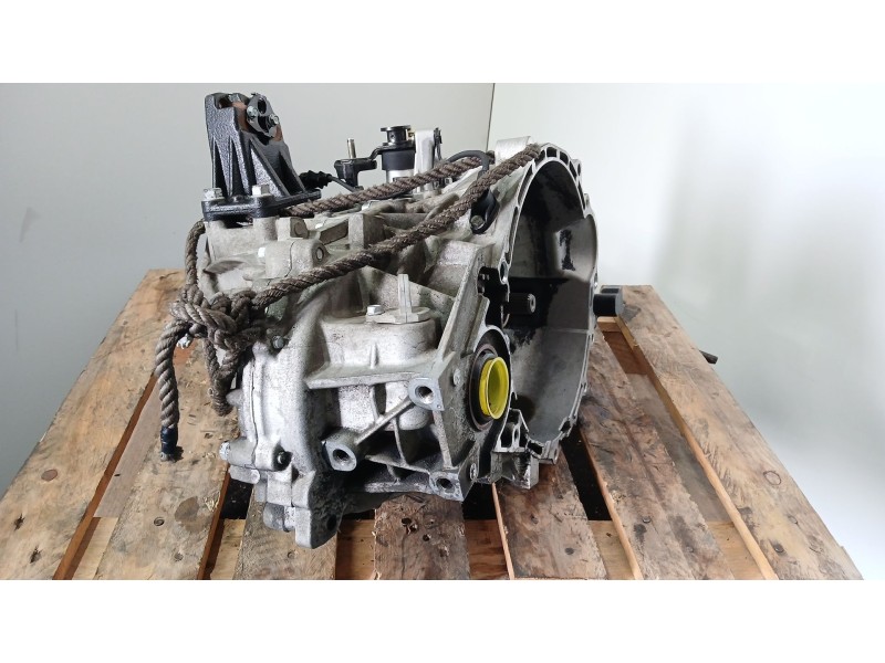 Recambio de caja cambios para hyundai i30 (gd) 1.4 crdi referencia OEM IAM WCJ6E  