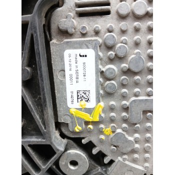 Recambio de electroventilador para jaguar f-pace (x761) 3.0 sdv6 awd referencia OEM IAM HK83bc607ce 500072811 8240746