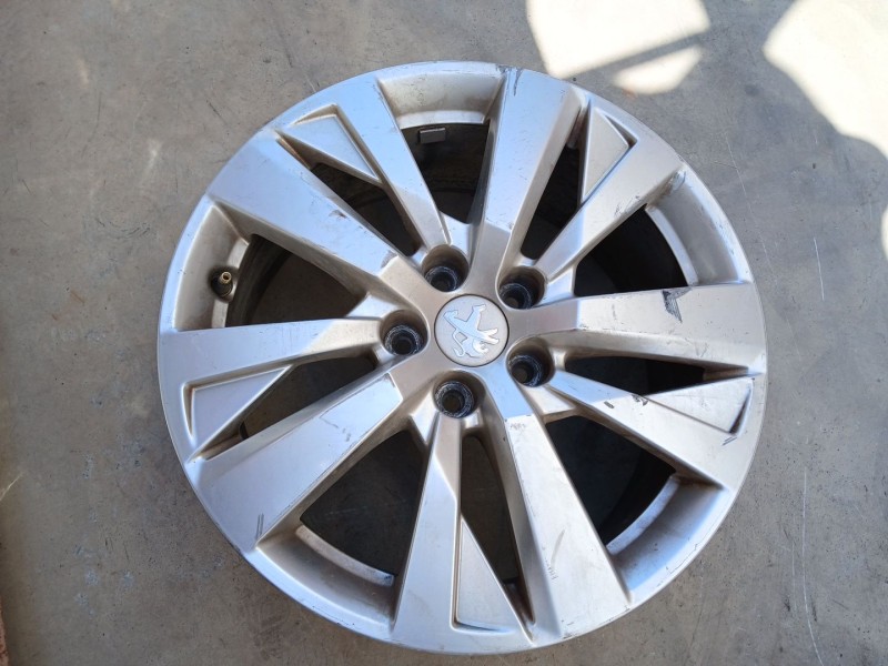Recambio de llanta para peugeot 3008 i monospace (0u_) 1.2 referencia OEM IAM 9809687177 X1 17 PULGADAS