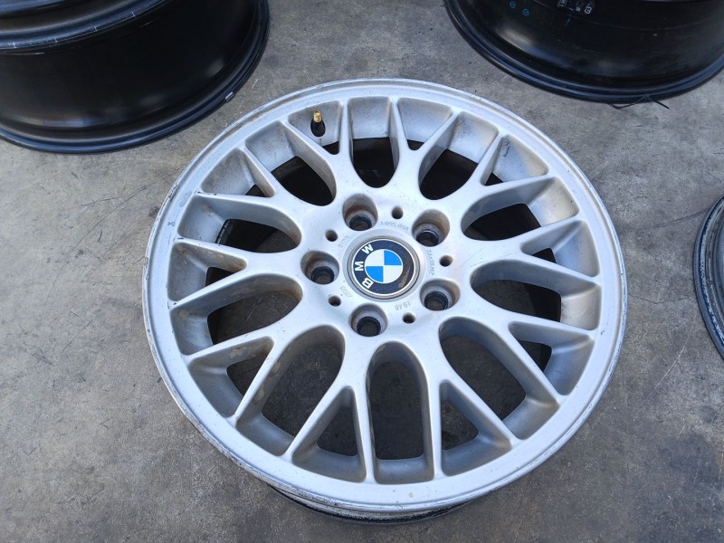 Recambio de llanta para bmw 3 compact (e36) 316 i referencia OEM IAM 1095058 X1 16 PULGADAS