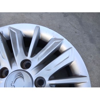 Recambio de llanta para ssangyong rodius ii 2.0 xdi referencia OEM IAM 4173021500 X1 16 PULGADAS