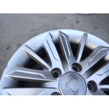 Recambio de llanta para ssangyong rodius ii 2.0 xdi referencia OEM IAM 4173021500 X1 16 PULGADAS