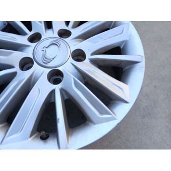 Recambio de llanta para ssangyong rodius ii 2.0 xdi referencia OEM IAM 4173021500 X1 16 PULGADAS