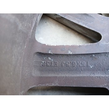 Recambio de llanta para ssangyong rodius ii 2.0 xdi referencia OEM IAM 4173021500 X1 16 PULGADAS
