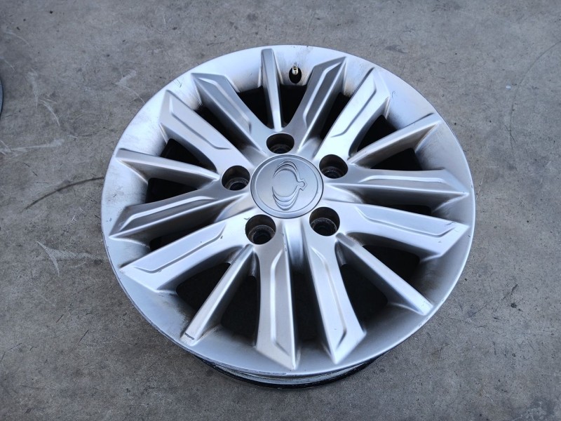 Recambio de llanta para ssangyong rodius ii 2.0 xdi referencia OEM IAM 4173021500 X1 16 PULGADAS