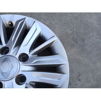 Recambio de llanta para ssangyong rodius ii 2.0 xdi referencia OEM IAM 4173021500 X1 16 PULGADAS