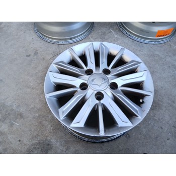 Recambio de llanta para ssangyong rodius ii 2.0 xdi referencia OEM IAM 4173021500 X1 16 PULGADAS