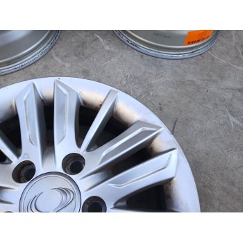 Recambio de llanta para ssangyong rodius ii 2.0 xdi referencia OEM IAM 4173021500 X1 16 PULGADAS