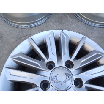 Recambio de llanta para ssangyong rodius ii 2.0 xdi referencia OEM IAM 4173021500 X1 16 PULGADAS