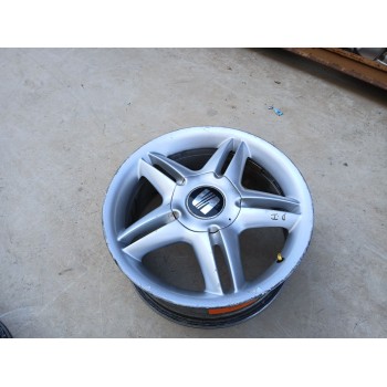 LLANTA 1M0601025J X1 17 PULGADAS
