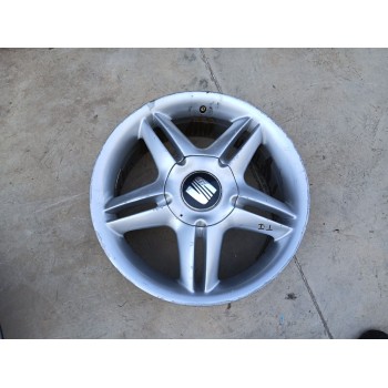 LLANTA 1M0601025J X1 17 PULGADAS