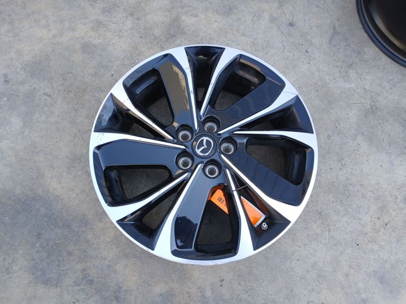 Recambio de llanta para mazda cx-5 (kf) 2.2 d referencia OEM IAM 9965537090 X1 19 pulgadas