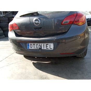 PARAGOLPES TRASERO 13348049 
